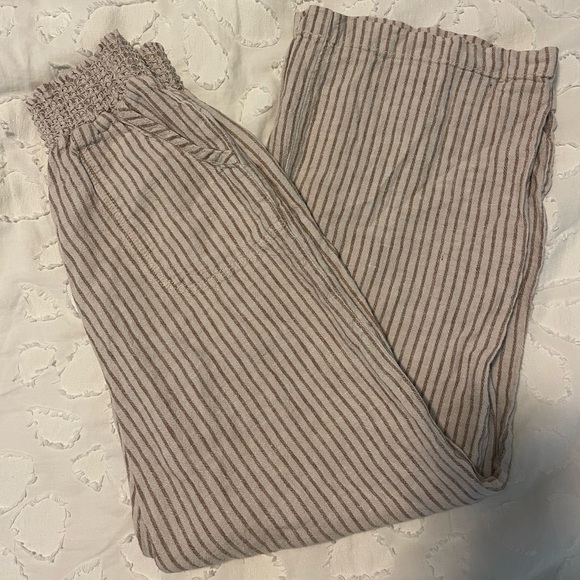 Beachy wide leg pants! - Picture 2 of 4
